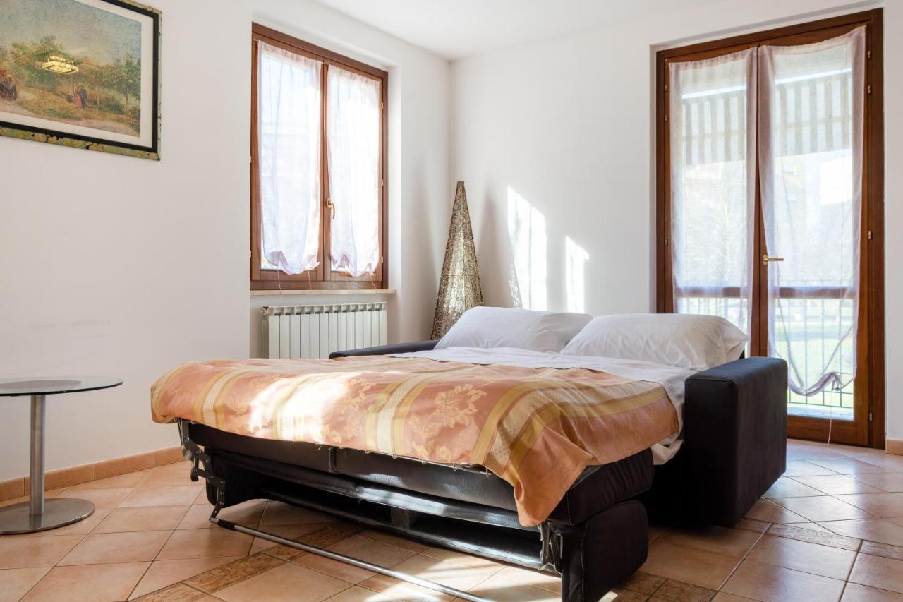 Casa Del Giardino Bright Apartment Бастия-Умбра Экстерьер фото