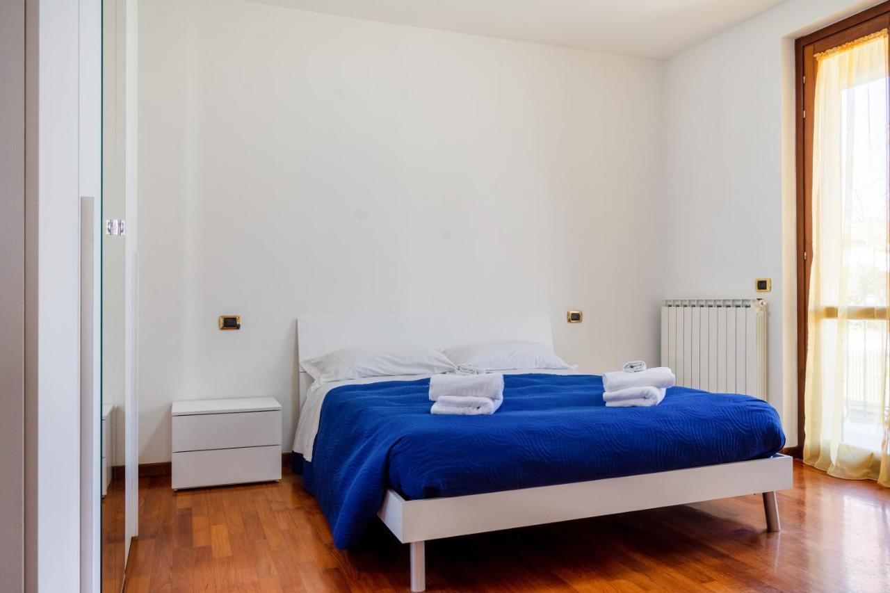 Casa Del Giardino Bright Apartment Бастия-Умбра Экстерьер фото